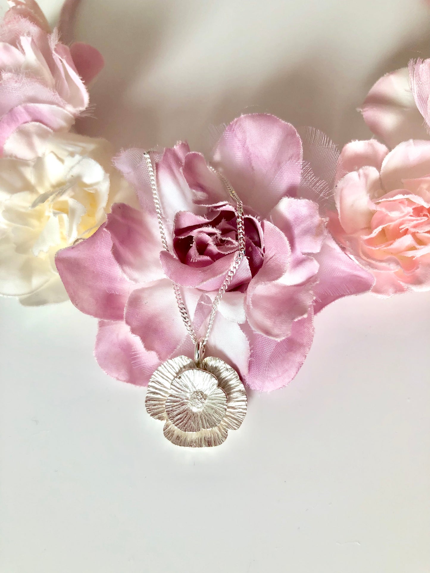 Medium Double Poppy Victoriana Necklace